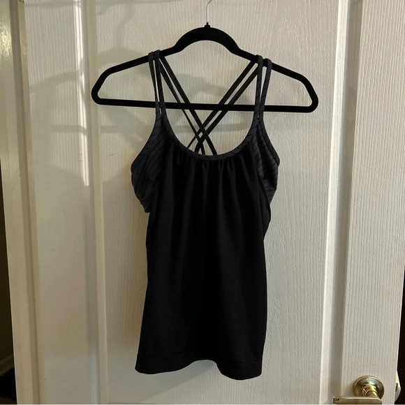 Athleta Small Tank Top Built In Bra Black Crossover Back Straps EUC - Picture 1 of 7